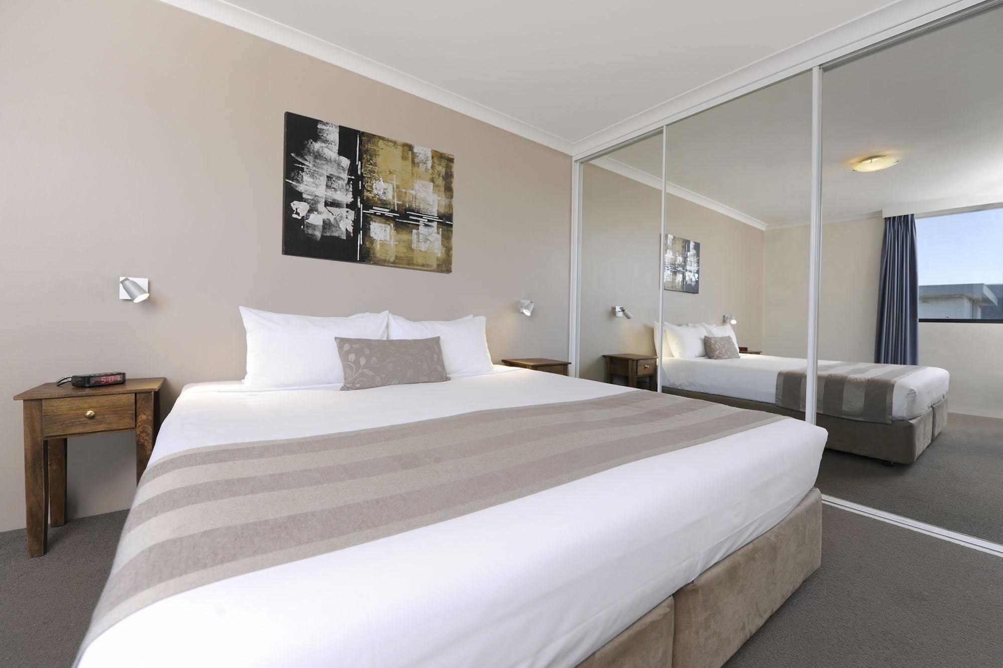 Lodestar Waterside Apartments Perth Eksteriør bilde