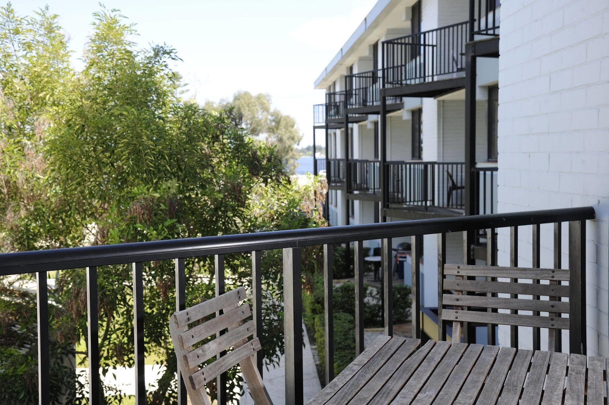 Lodestar Waterside Apartments Perth Eksteriør bilde